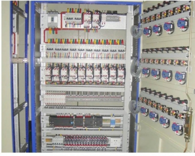 Automatic control of solar energy heat pump